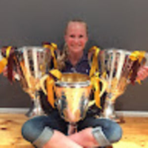 Meet your Posher, Laura